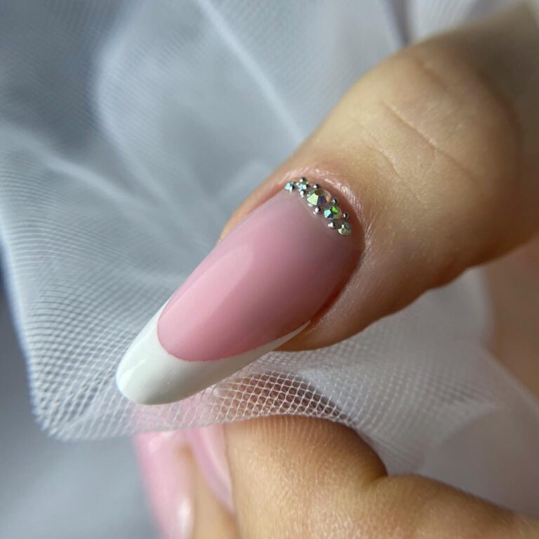 paznokcie stylizacja